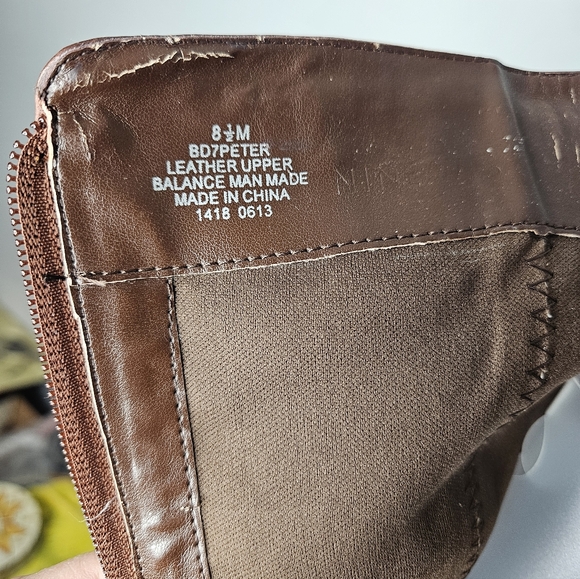 Bandolino Brown Leather Knee-High Boots 8.5 3" Heel - Picture 6 of 9